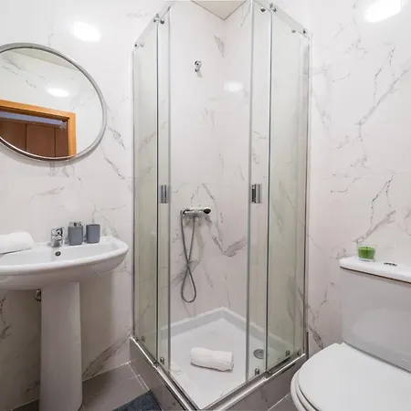 Espírito Santo - T4 Familiar - Apartamento *