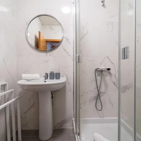 Espírito Santo - T4 Familiar - * Braga